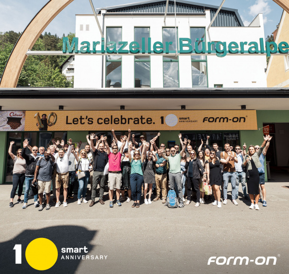 Form-on 10 Years Party