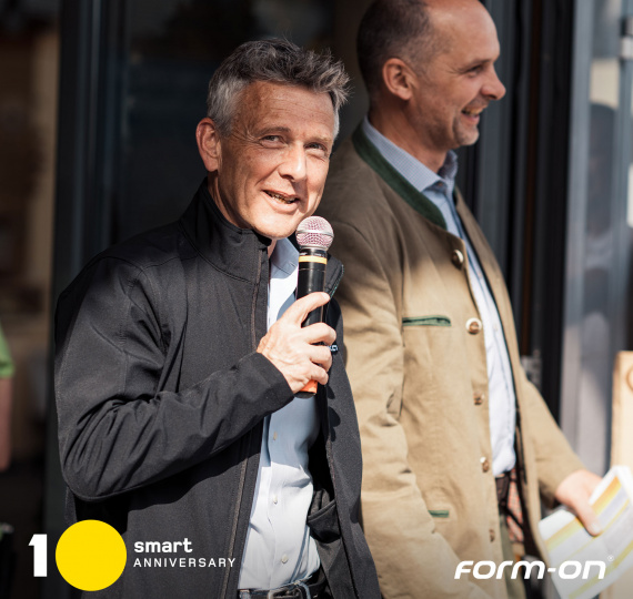 Form-on 10 Years Party